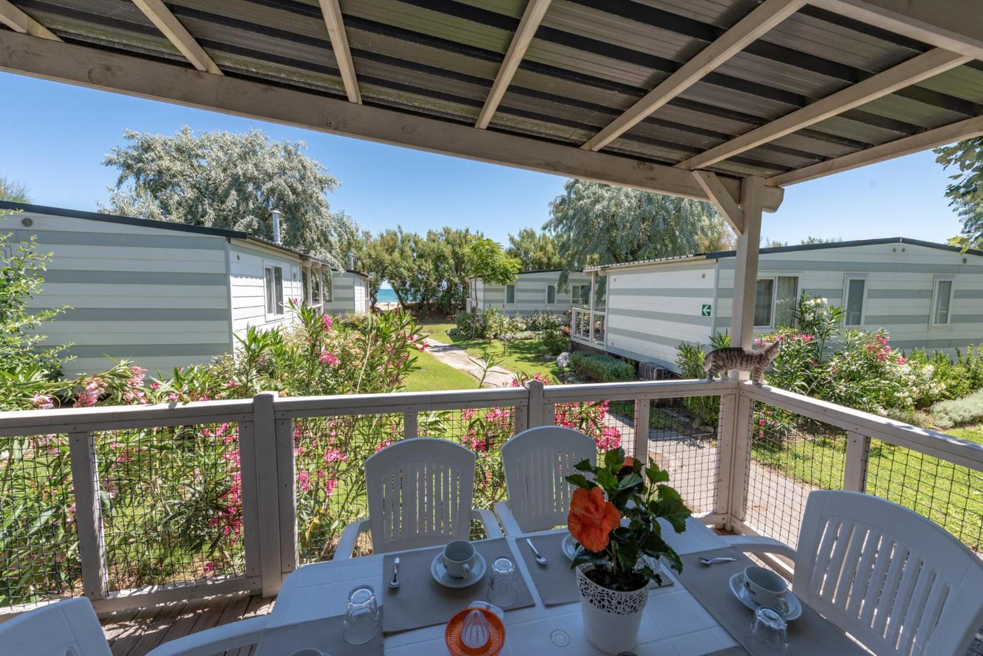 Club Del Sole Stork Family Collection Giulianova Exterior foto